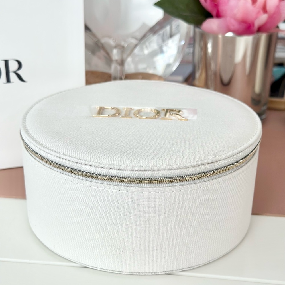2 Options- Dior Vanity Cosmetic Case - Picture 5 of 10